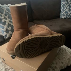 Women’s short Ugg Boots size 7.